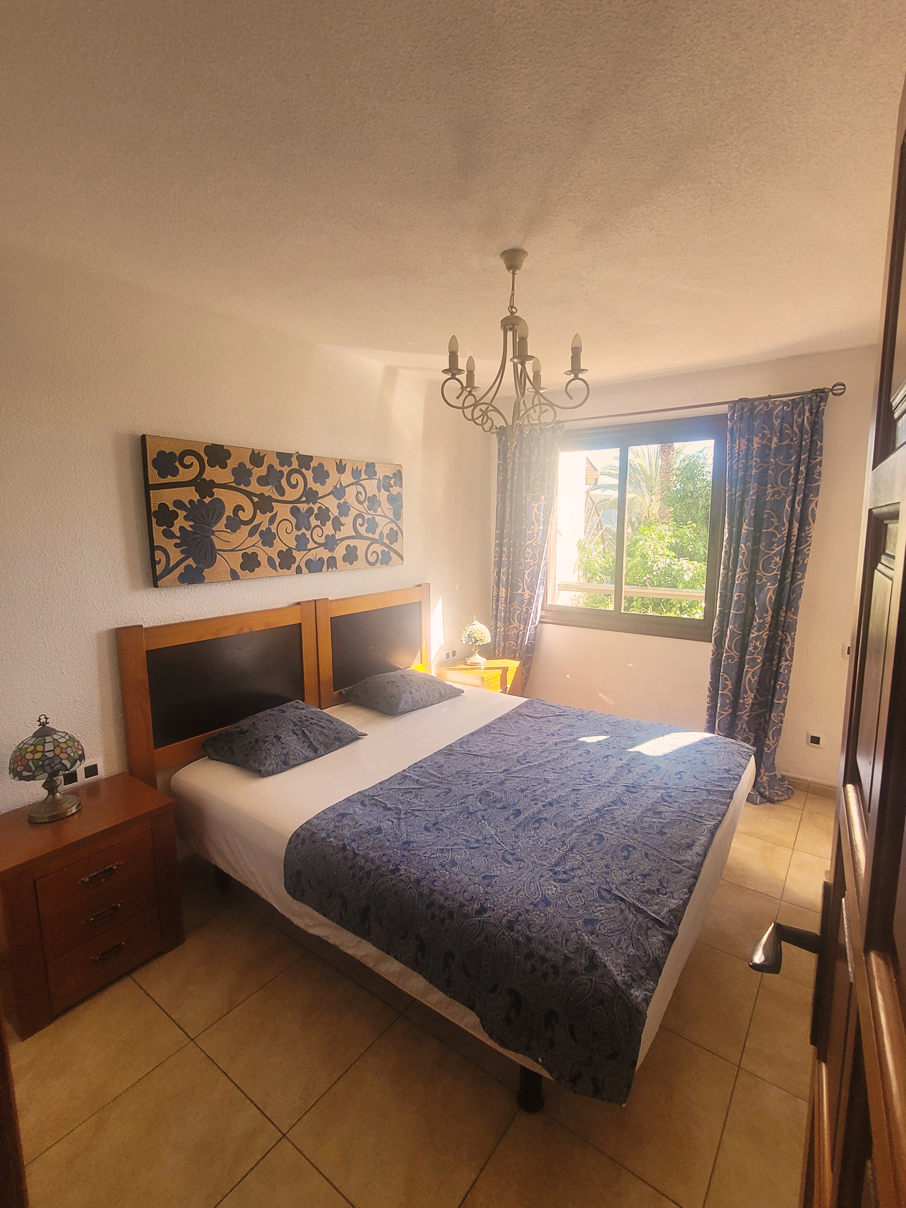 Sunny beach-front  house 