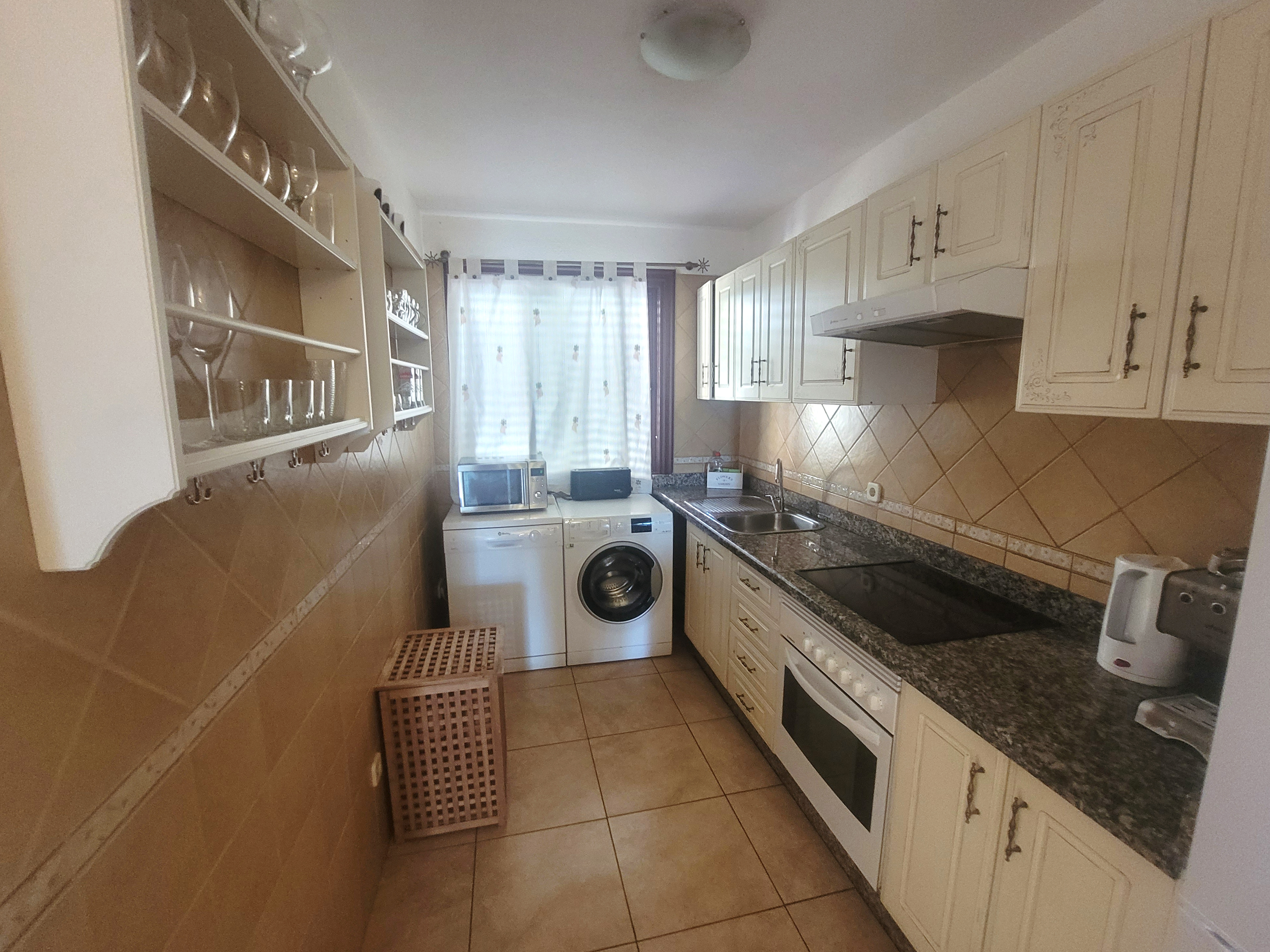 Sunny beach-front  house 